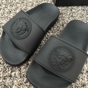 Versace Black kids Medusa Rubber Slide Sandals